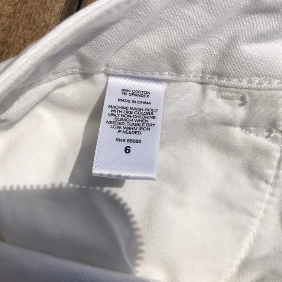 Shorts - Picture 4 of 4